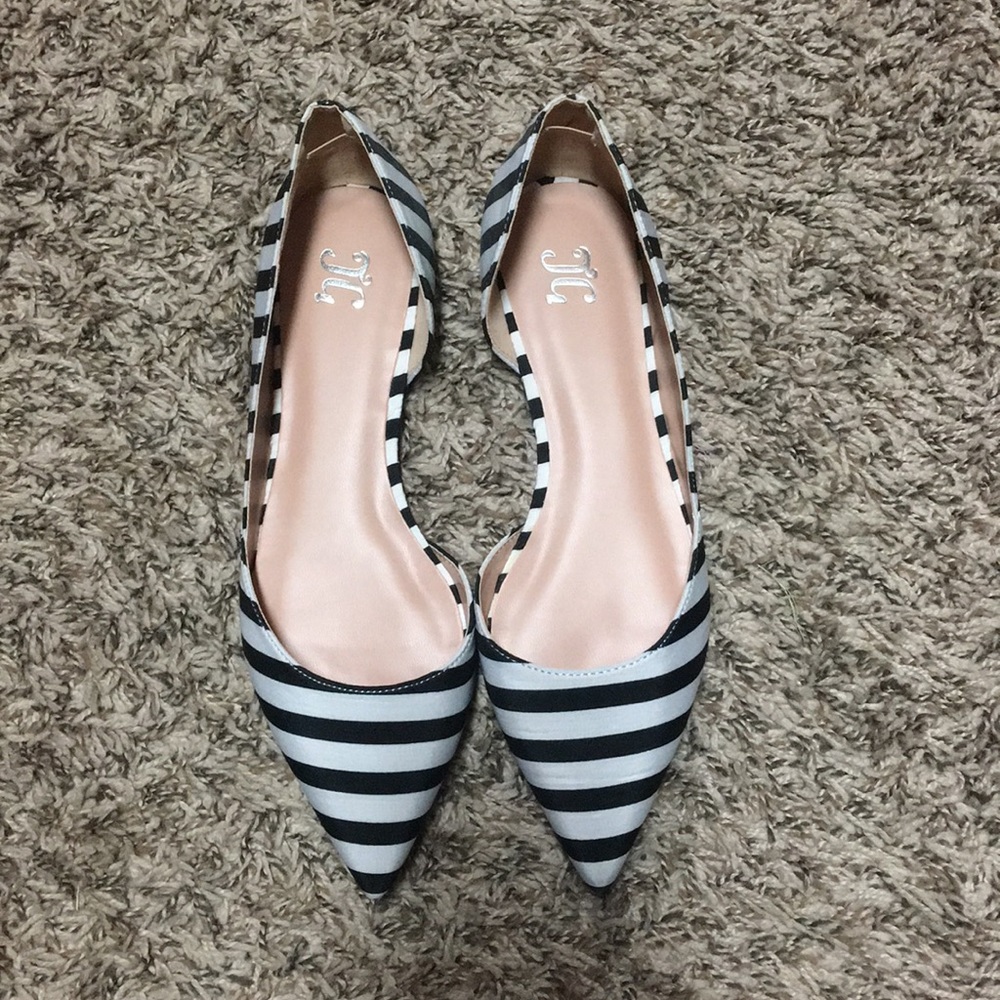 Black/White Striped Flats